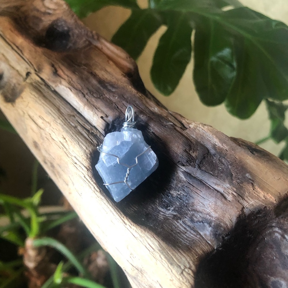 💎 Raw Blue Calcite Pendent 💎